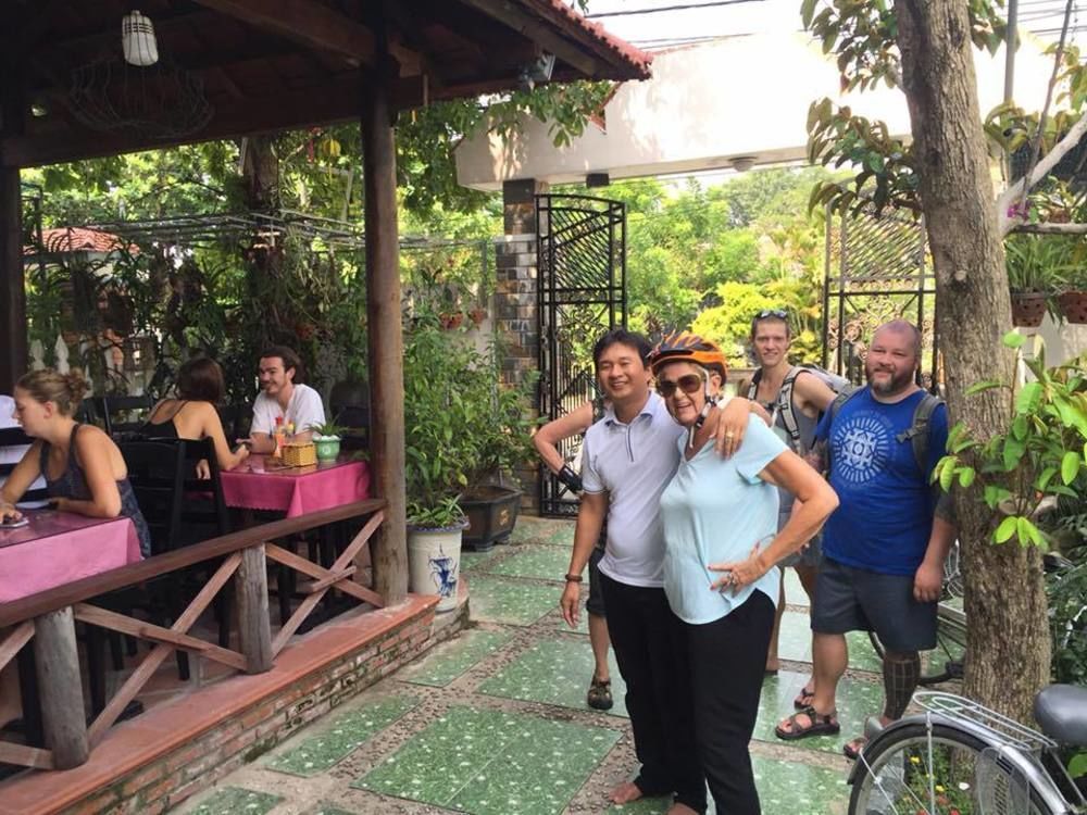 Cheerful Hoi An Hostel Extérieur photo