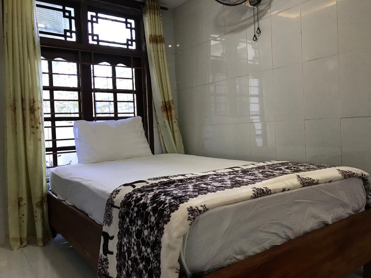 Cheerful Hoi An Hostel Extérieur photo