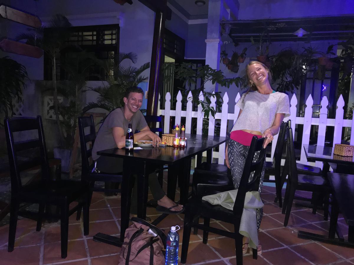 Cheerful Hoi An Hostel Extérieur photo